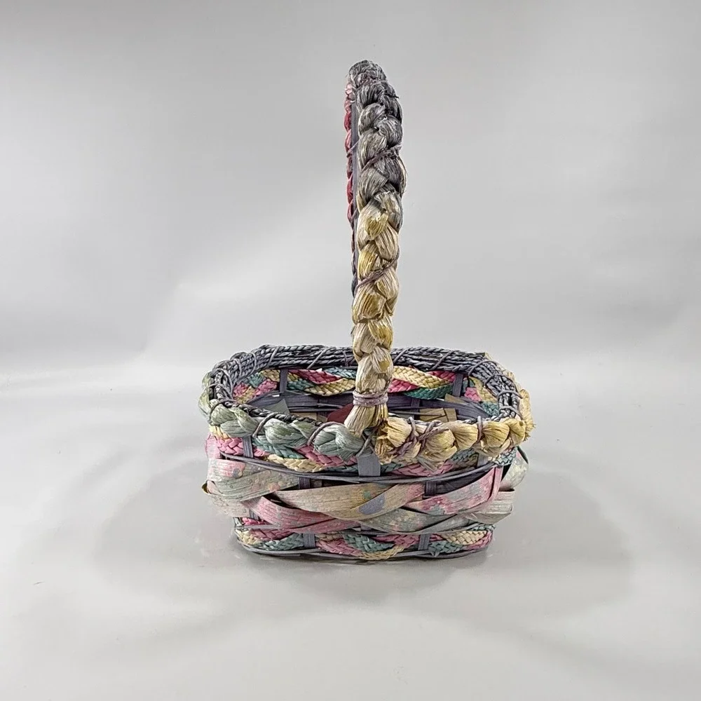 VTG Woven Basket w/ Handle 80's Pastel Multicolor Easter Cottagecore 11